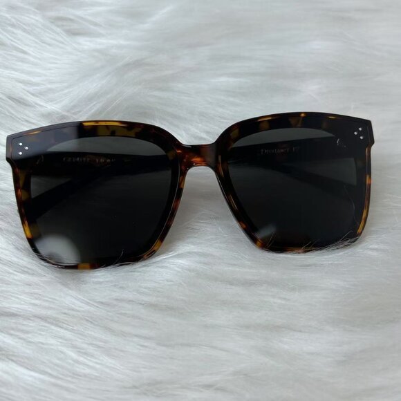 New Gentle Monster Black Sunglasses Dreamer 17 T1 main image 5